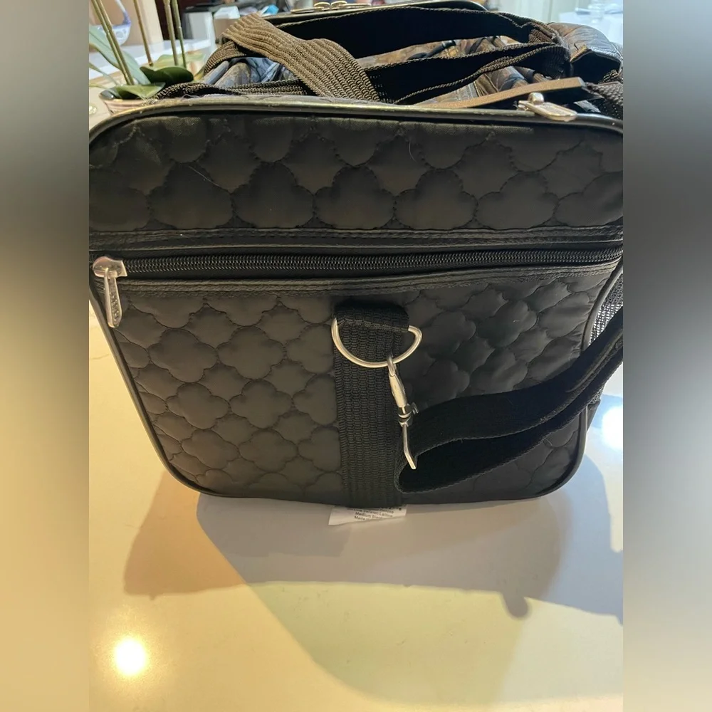 Sherpa Dog carrier size medium